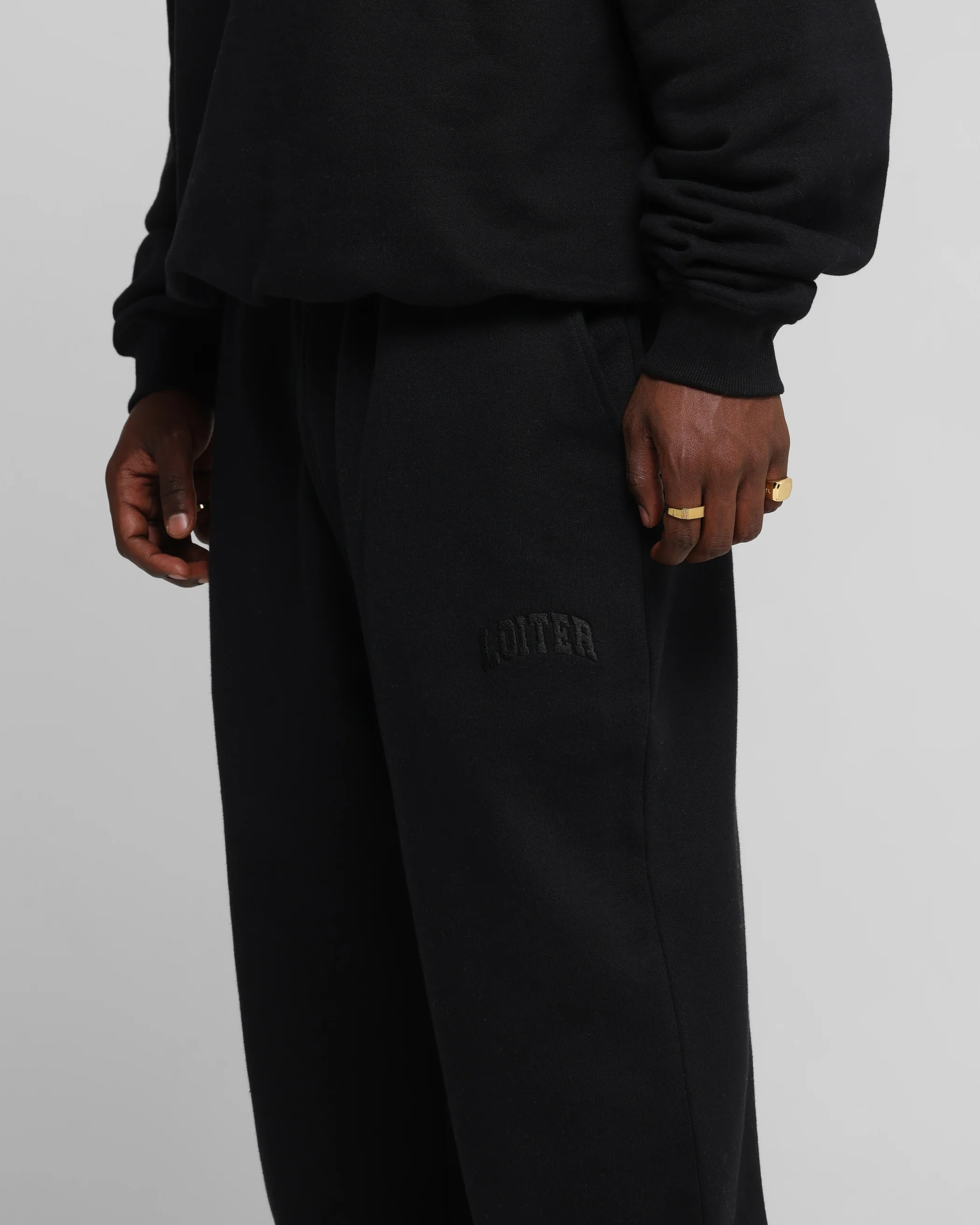 Loiter Arch Premium Sweat Pants Black - Image 4