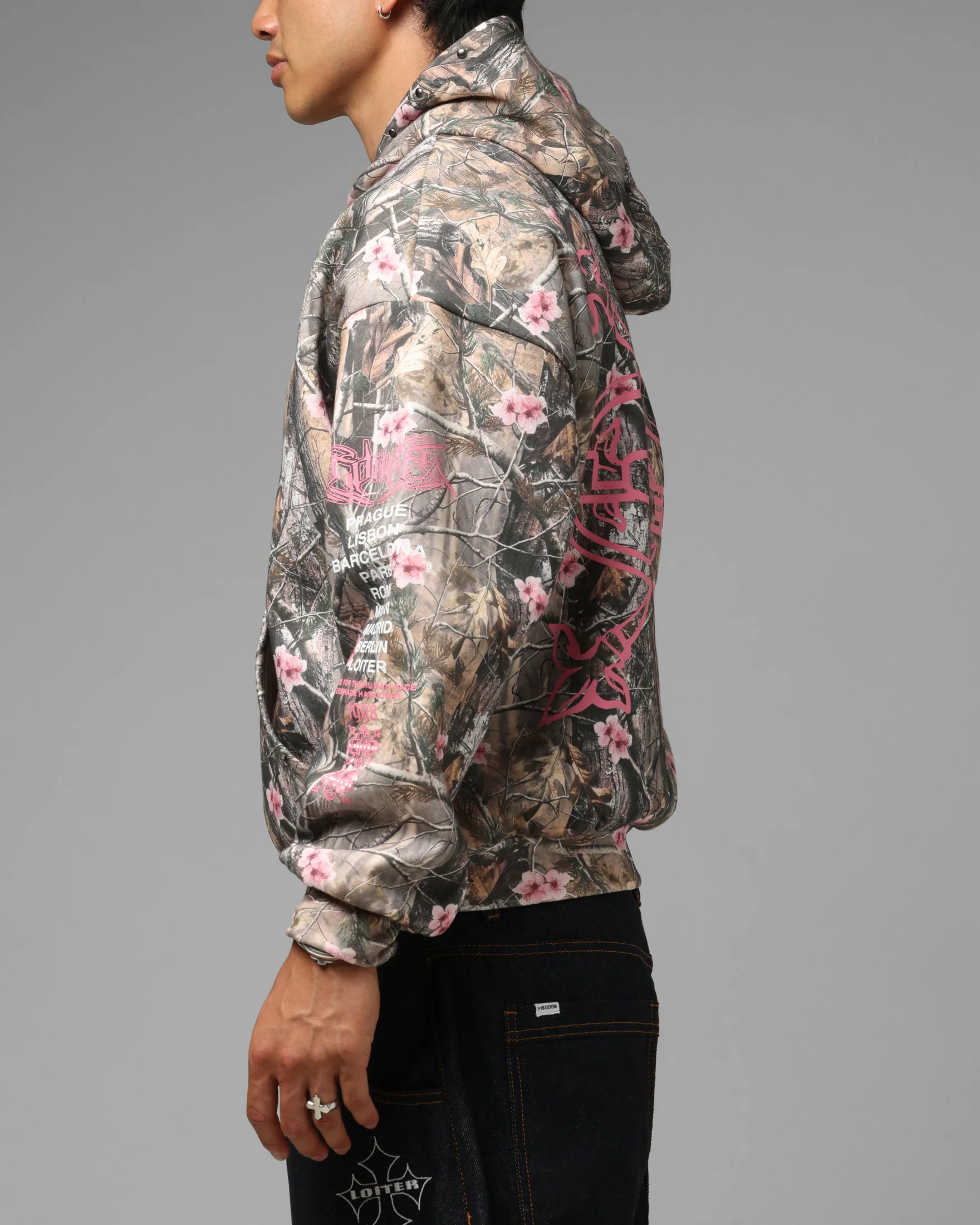 Loiter Blade Hoodie Pink Real Tree - Image 5