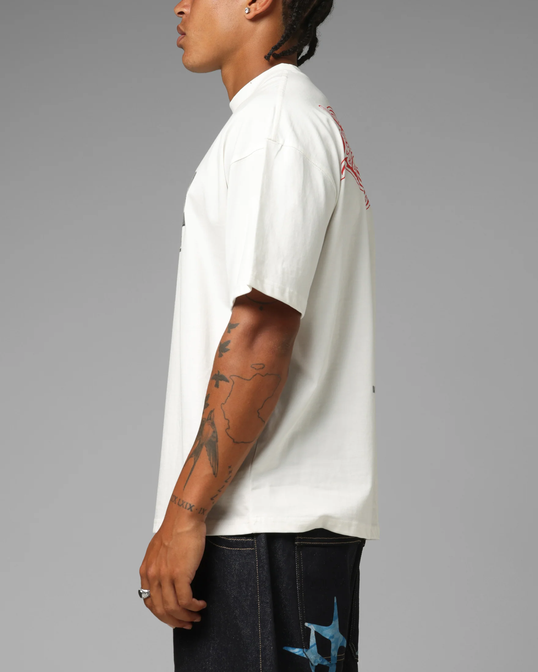 Loiter Blade T-Shirt Off White - Image 6