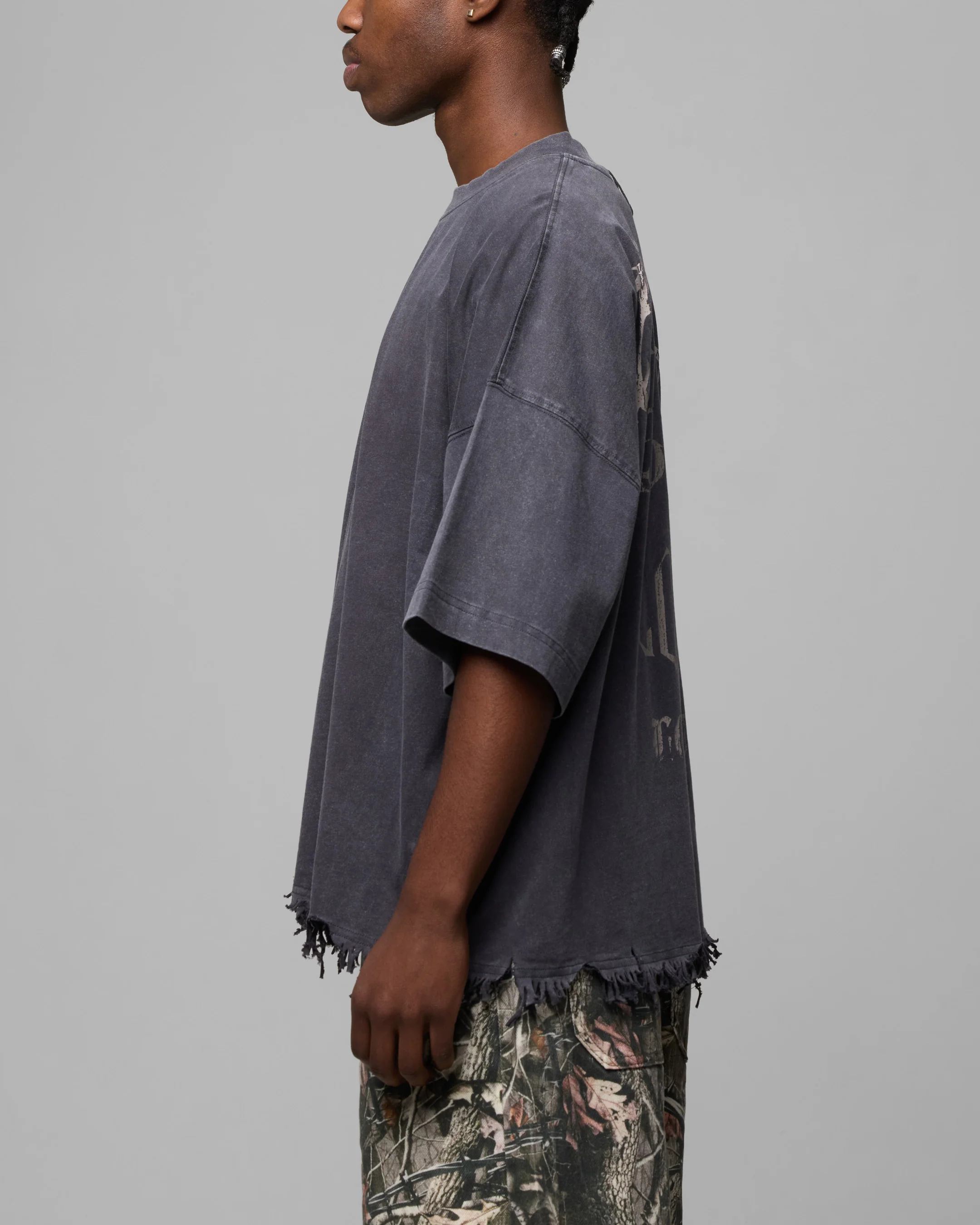 Excalibur Distressed T-Shirt - Image 4