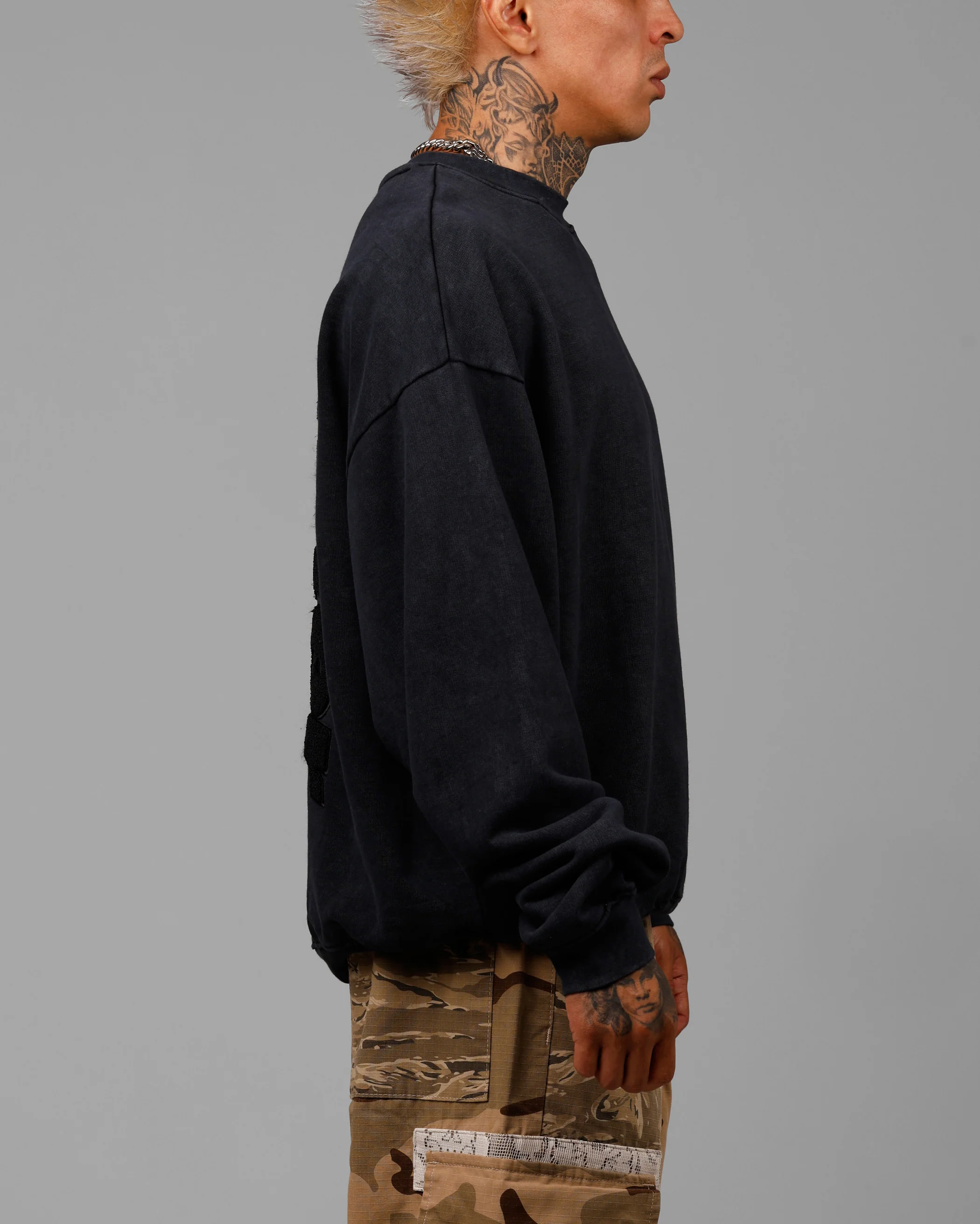 Freeway Crewneck Washed Black - Image 4