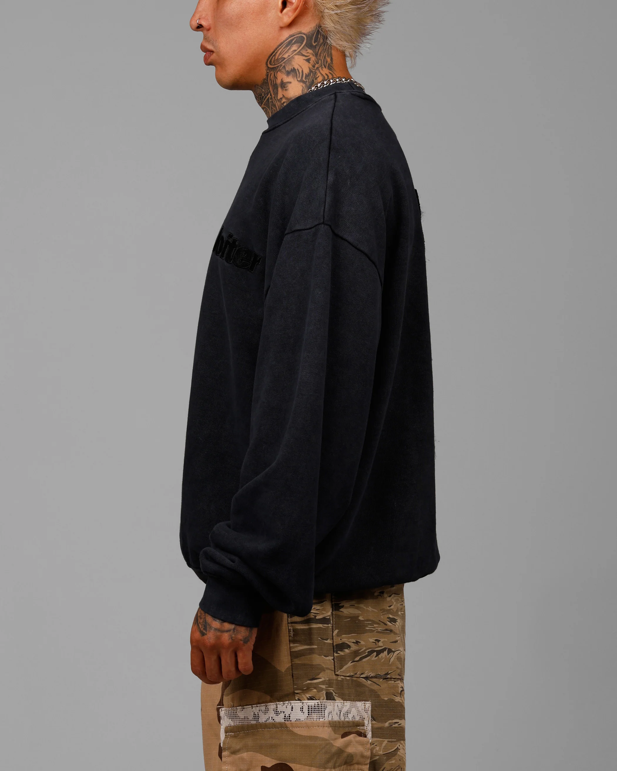 Freeway Crewneck Washed Black - Image 5