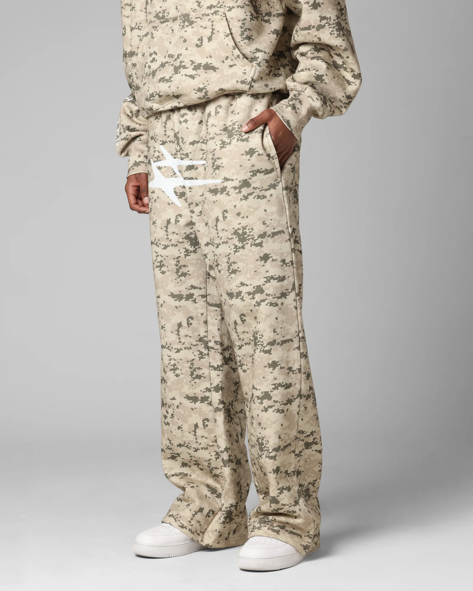 Loiter Hybrid Sweatpants Digi Camo - Image 5