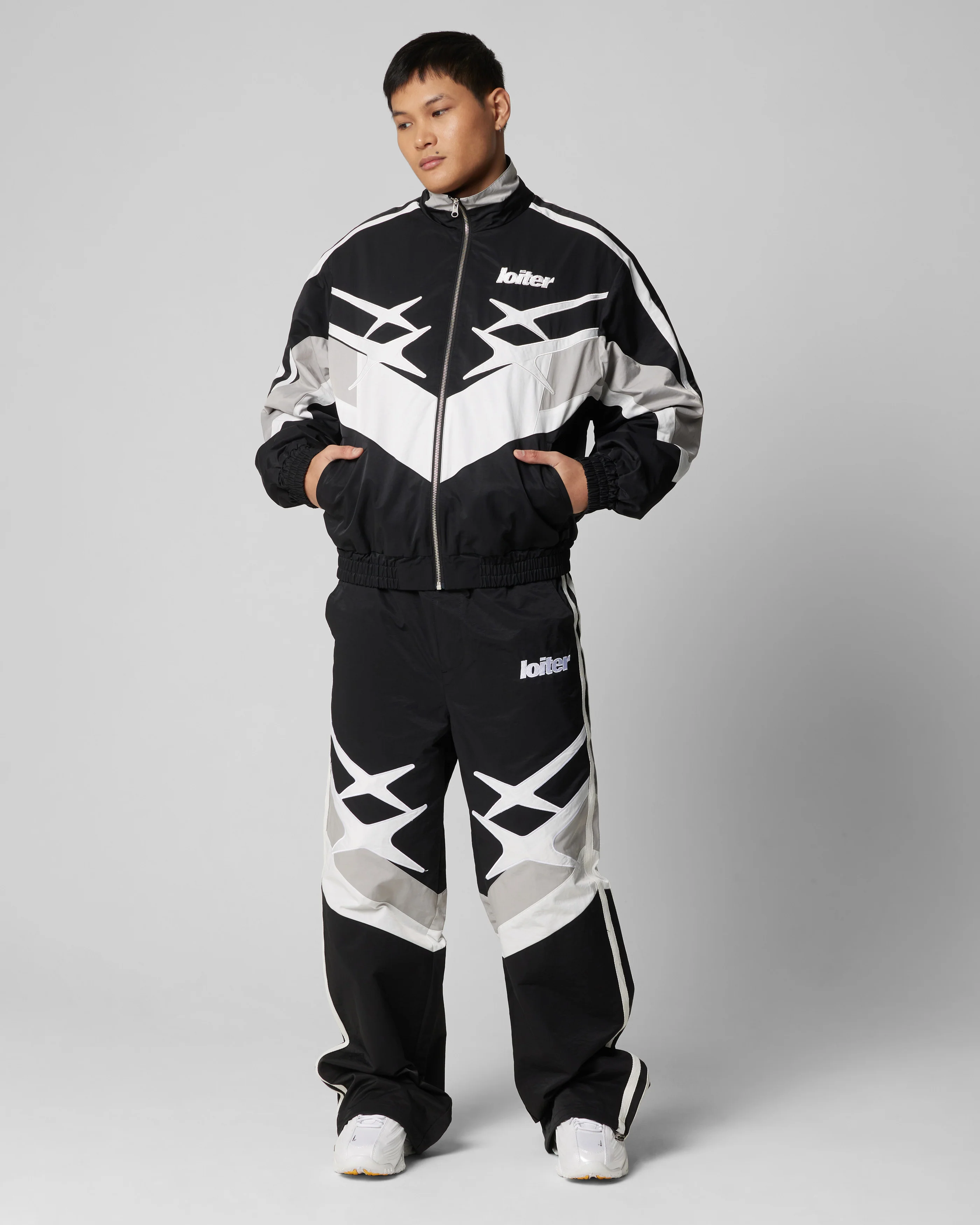 Loiter Hybrid Track Jacket Black/Grey - Image 3