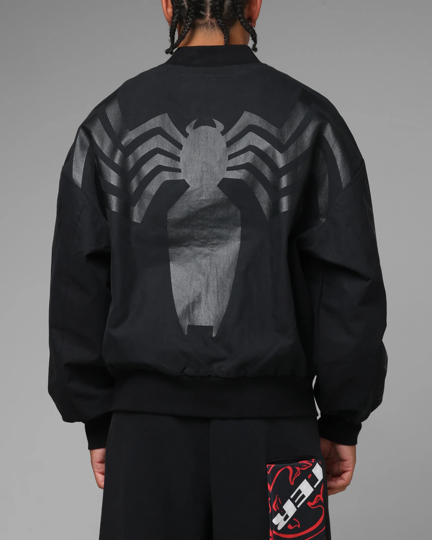 Loiter Marvel Symbiote Jacket Black - Image 2
