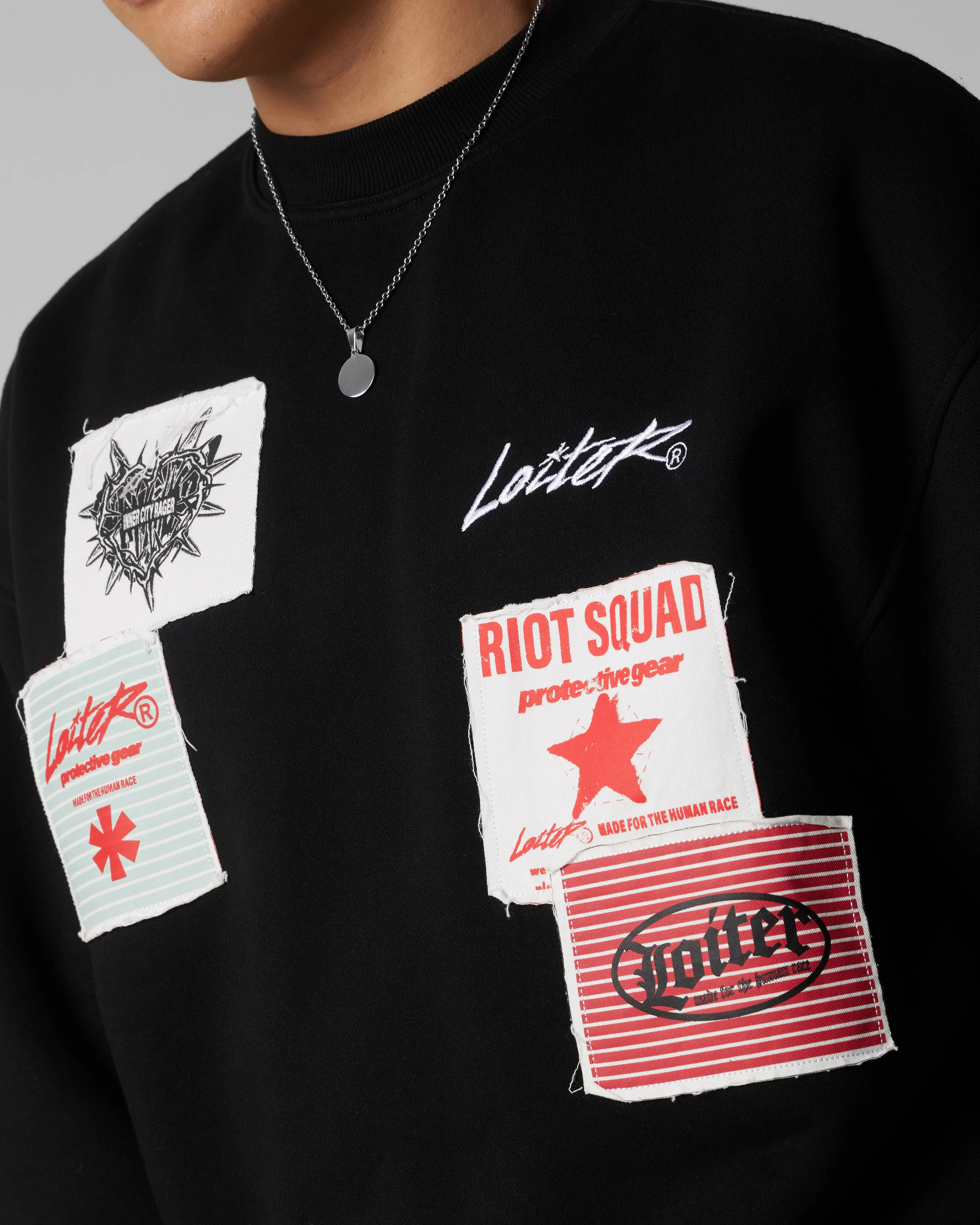 Riot Crewneck Black - Image 6