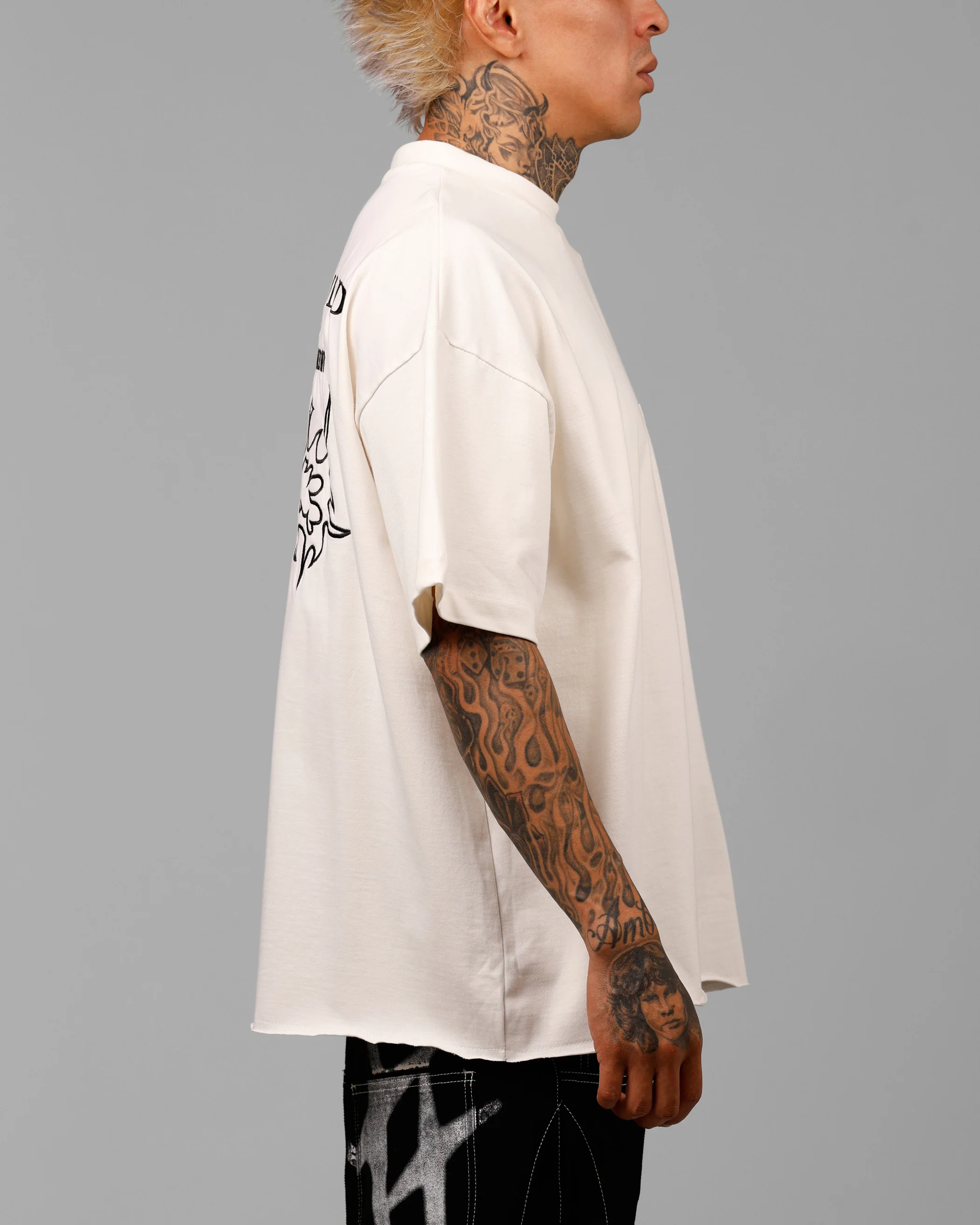 Star Child Pocket T-Shirt Off White - Image 3