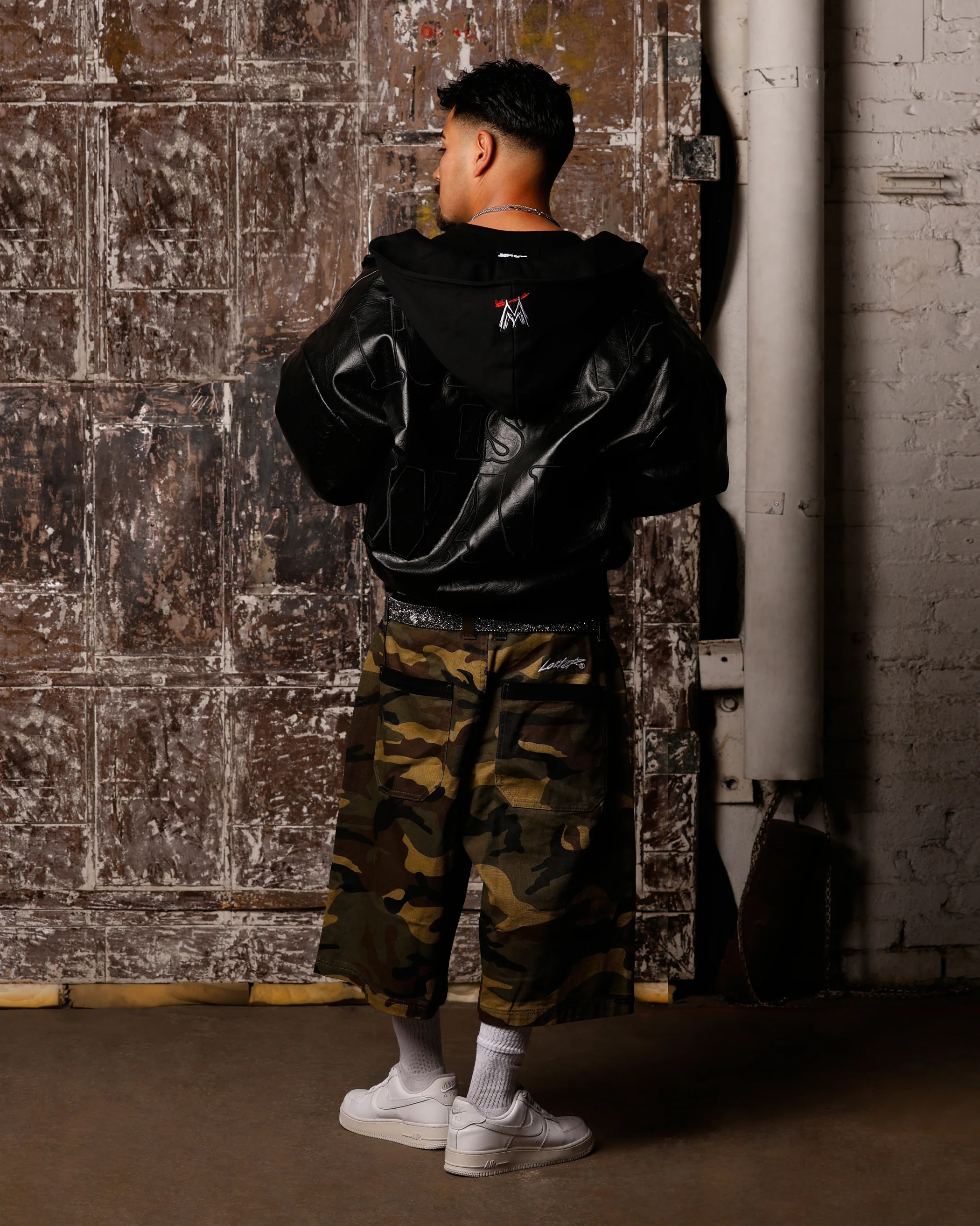 Loiter X WWE Raw Is War Jacket Black - Image 6