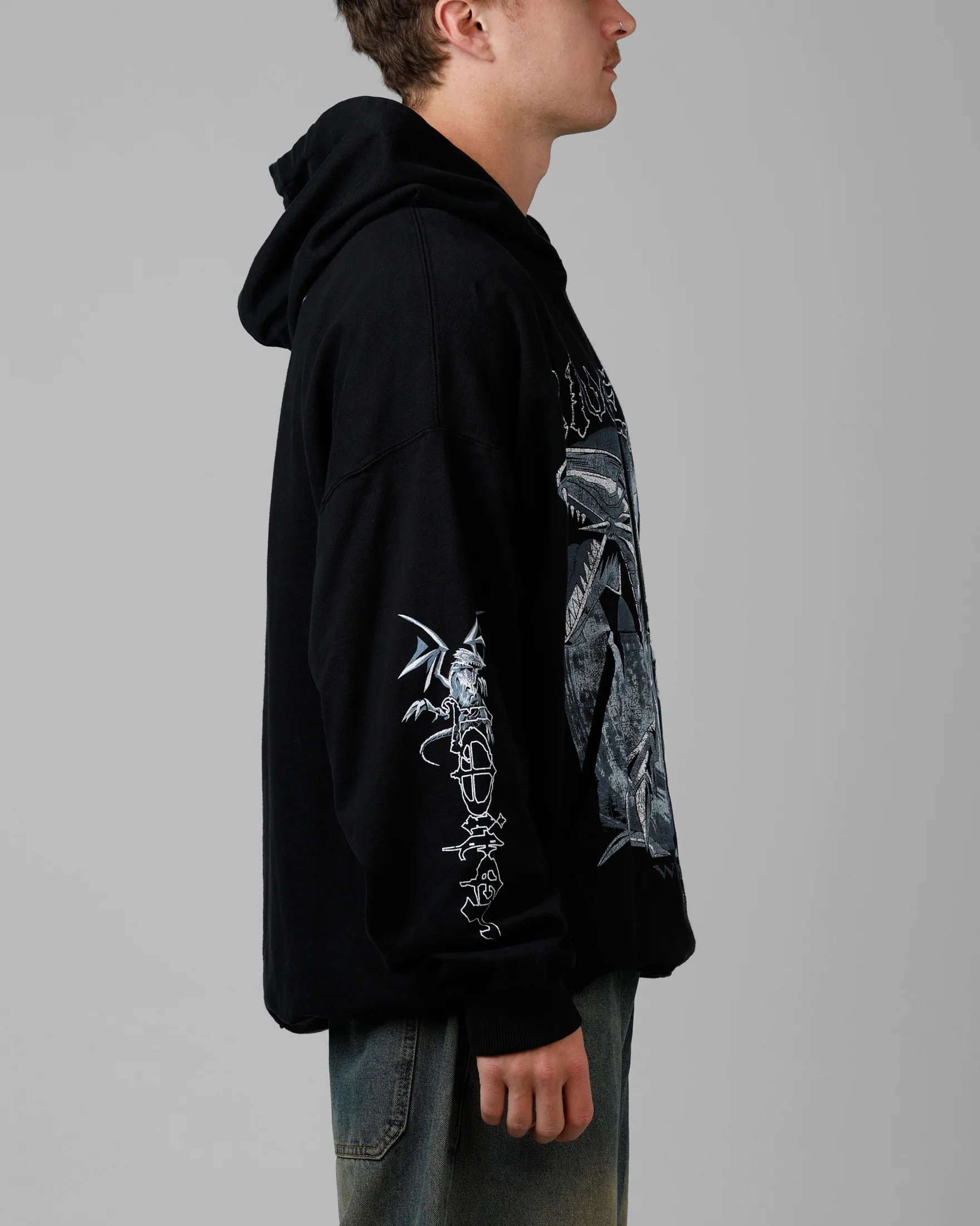 Loiter X Yu-Gi-Oh! Kaiba Blue Eyes Hoodie Black - Image 4